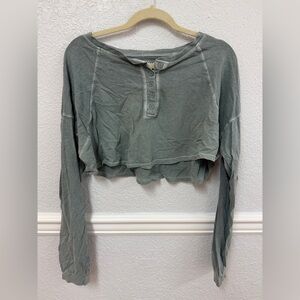 Cropped Long Sleeve